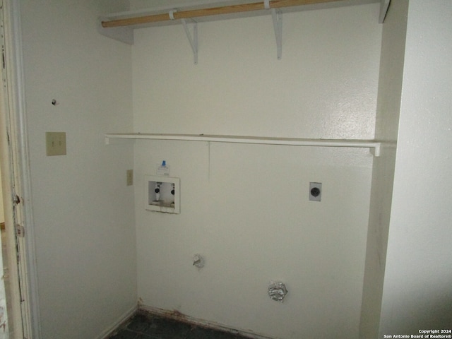 washroom with electric dryer hookup, hookup for a gas dryer, and hookup for a washing machine