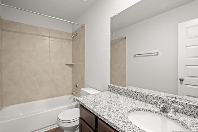 2075 Olivia Dr, New Braunfels, TX 78130 - spacious closet with light carpet