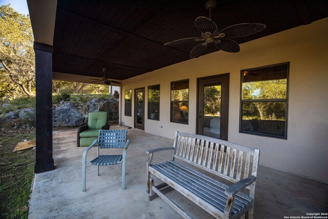 view of patio with ceiling fan