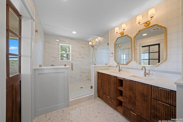 160 Mountain Way, Kerrville, TX 78028 - full bath with a marble finish shower and double vanity