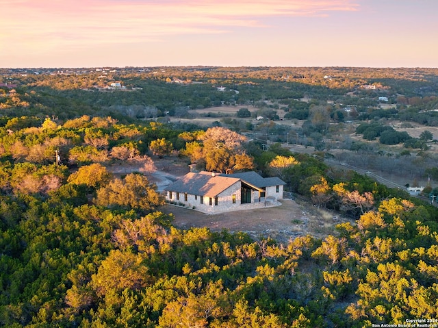 view of aerial view at dusk