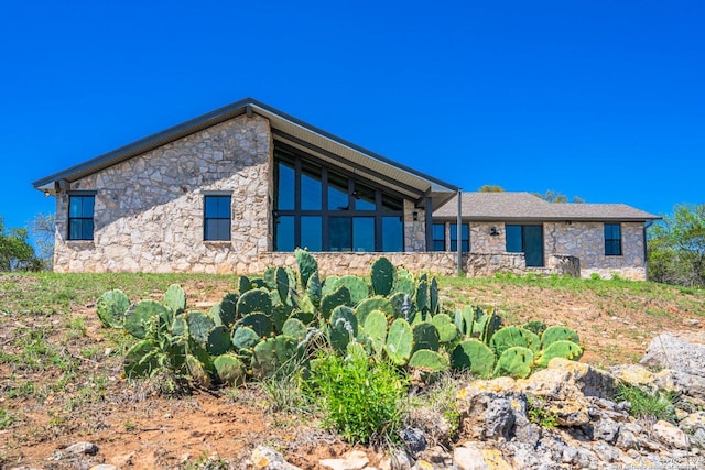 160 Mountain Way, Kerrville, TX 78028 - view of front of home featuring stone siding