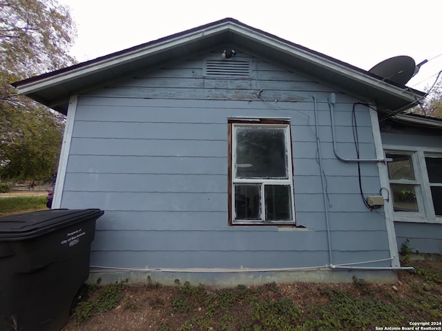 view of home's exterior