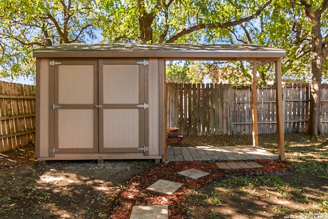 view of outbuilding