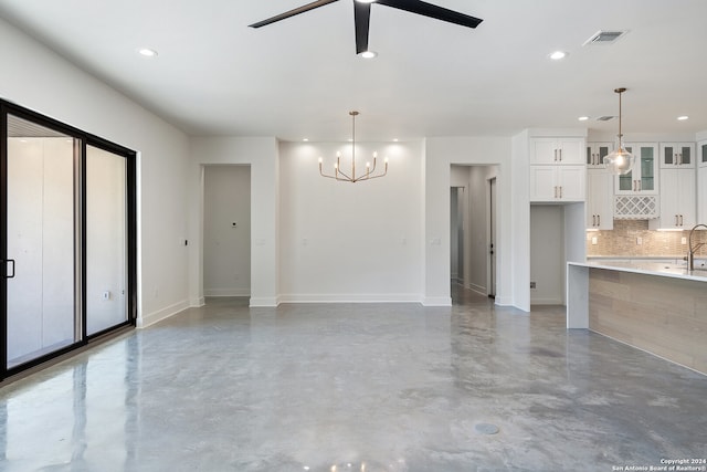 300 Deer Dr, Sunrise Beach, TX 78643