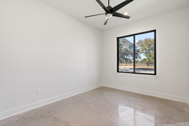 300 Deer Dr, Sunrise Beach, TX 78643