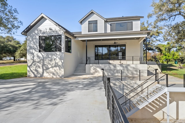 300 Deer Dr, Sunrise Beach, TX 78643