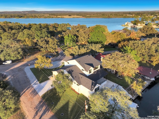 300 Deer Dr, Sunrise Beach, TX 78643