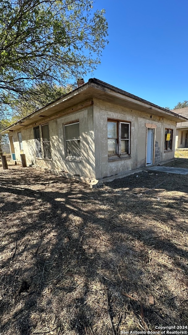 view of property exterior