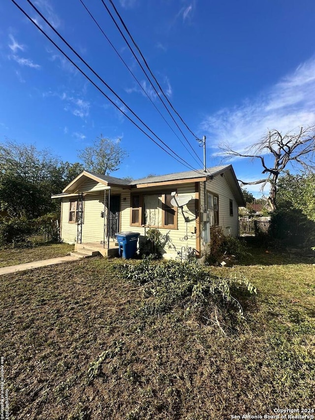 view of front of home