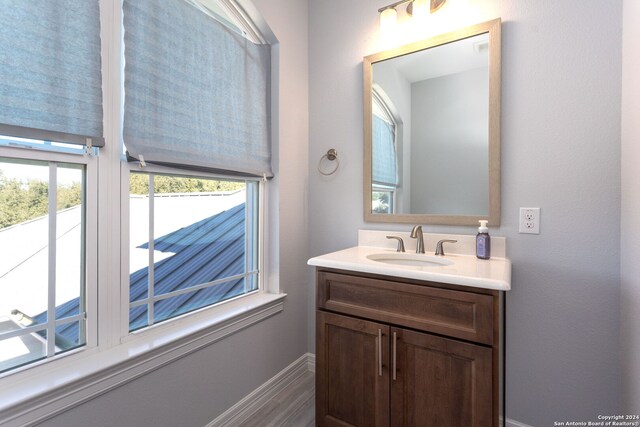 bathroom with vanity