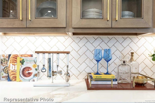 kitchen with backsplash