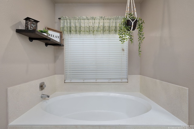 bathroom featuring a bathtub