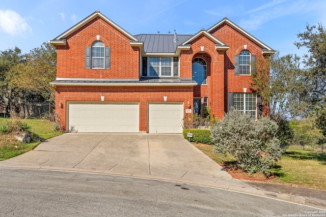 view of front property featuring a garage