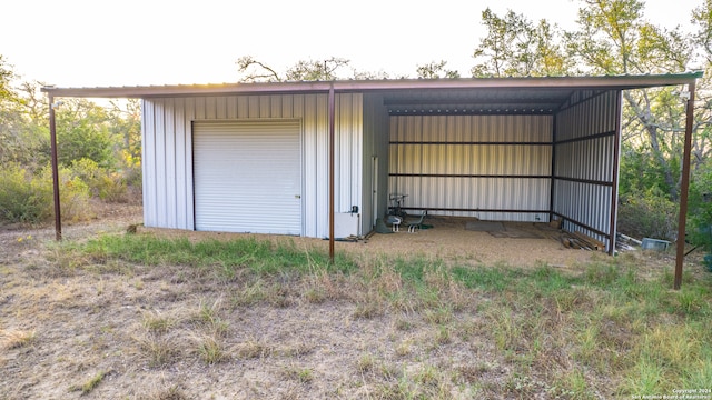 Listing photo 2 for 184 Peyton Colony Rd, Blanco TX 78606