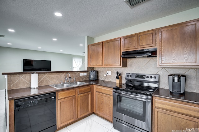 kitchen featuring tasteful backsplash, electric range, sink, and black dishwasher