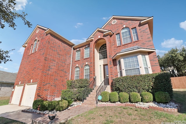 view of front of property featuring a garage