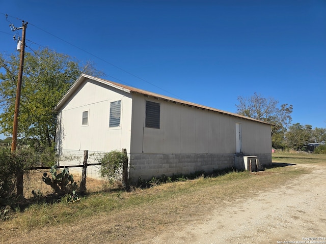 Listing photo 3 for 0 County Road 664, Devine TX 78016