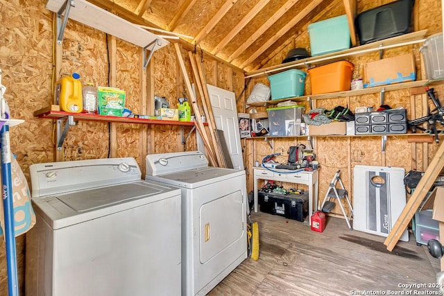 830 Canton, San Antonio, TX 78202 - laundry area featuring washing machine and clothes dryer