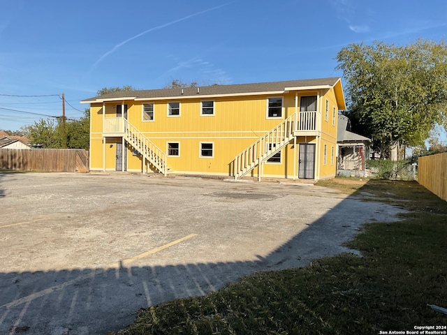 view of rear view of house