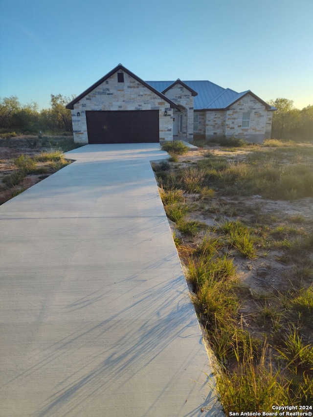 view of front of house with a garage