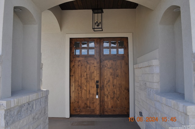 view of entrance to property