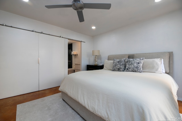 bedroom featuring ceiling fan