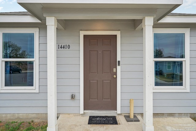 view of doorway to property