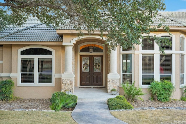 view of entrance to property