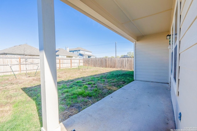 view of yard with a patio area