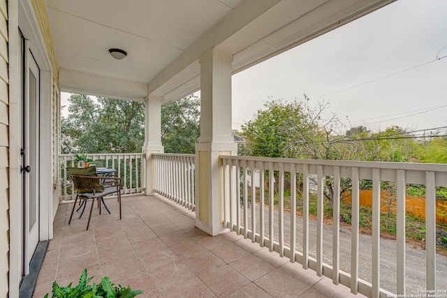 balcony featuring a porch