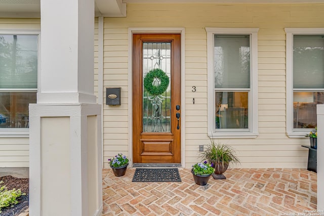 view of property entrance