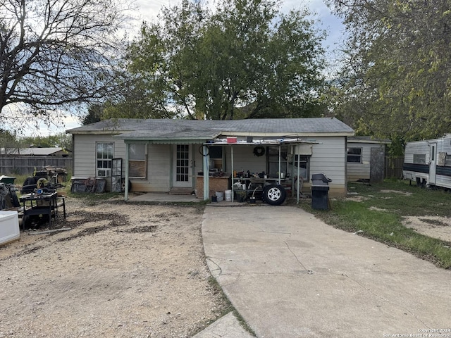 view of front of house