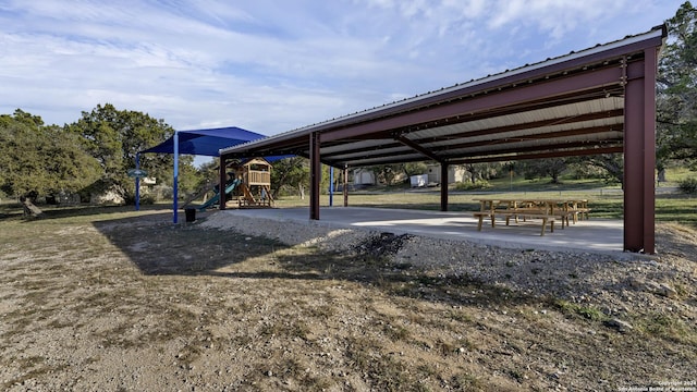 surrounding community with a playground