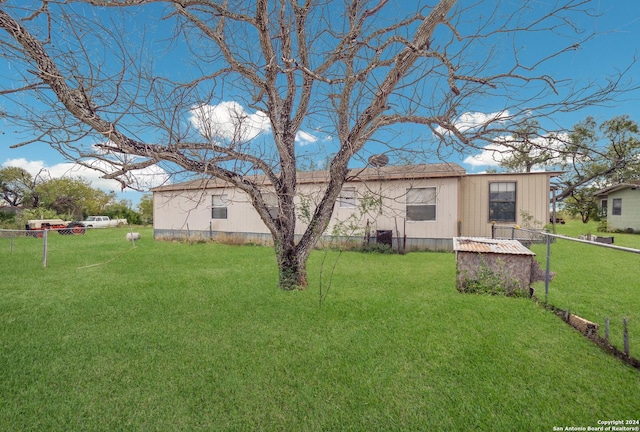 Listing photo 2 for 7525 S Foster Rd, San Antonio TX 78222