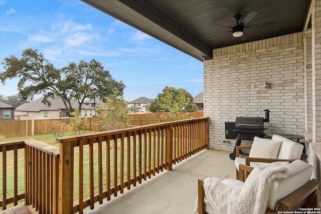 balcony featuring grilling area and ceiling fan