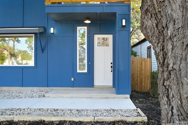 view of doorway to property