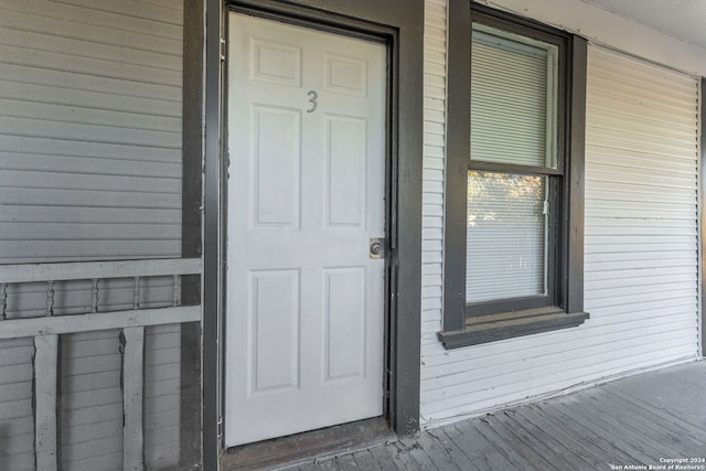 view of entrance to property