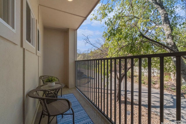 1002 Morningside Dr Unit 6, Terrell Hills, TX 78209 - view of balcony