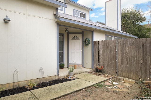 view of property entrance