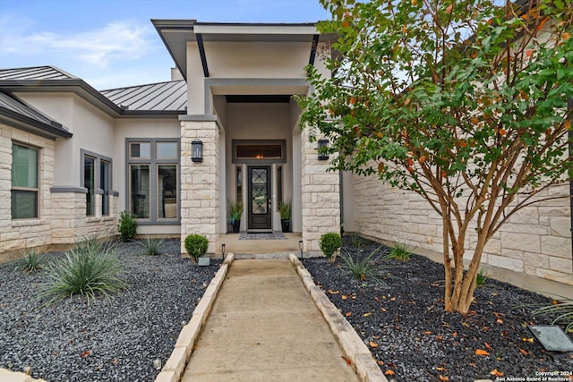 view of entrance to property