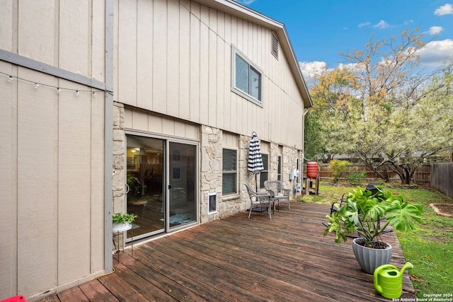 view of wooden deck