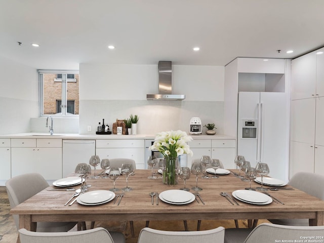 dining space featuring sink