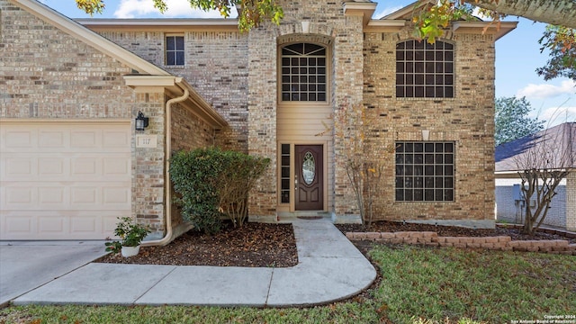 view of front facade with a garage