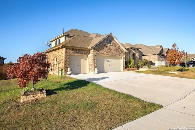 view of front of home featuring a front lawn