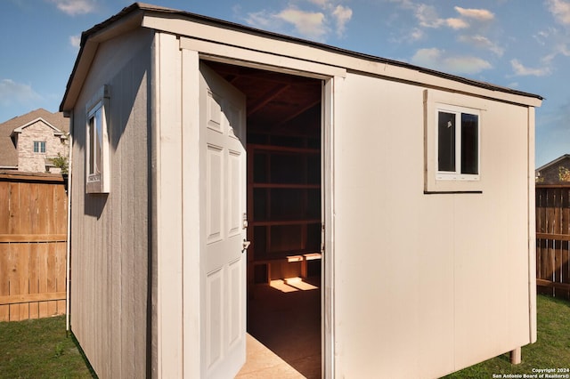 view of outbuilding