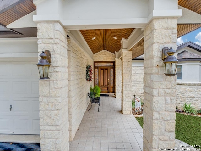 doorway to property featuring a porch