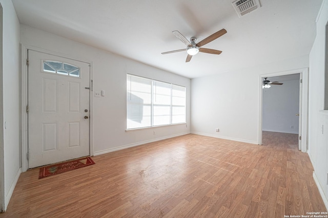 entrance foyer with light hardwood / wood-style floors and ceiling fan