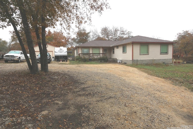 view of front of property