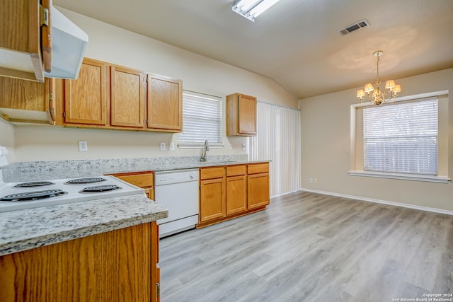 kitchen with hanging light fixtures, an inviting chandelier, lofted ceiling, white appliances, and light wood-type flooring